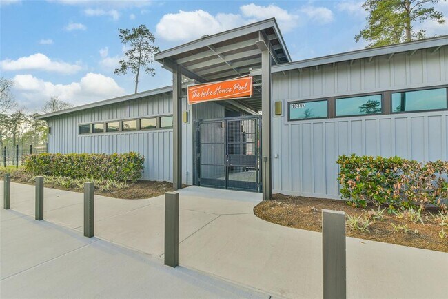 Building Photo - 550 Dry Fork Ln