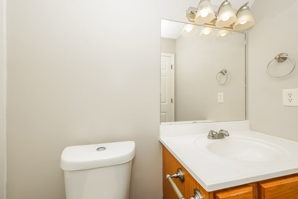 Building Photo - 1925 Port James Cir