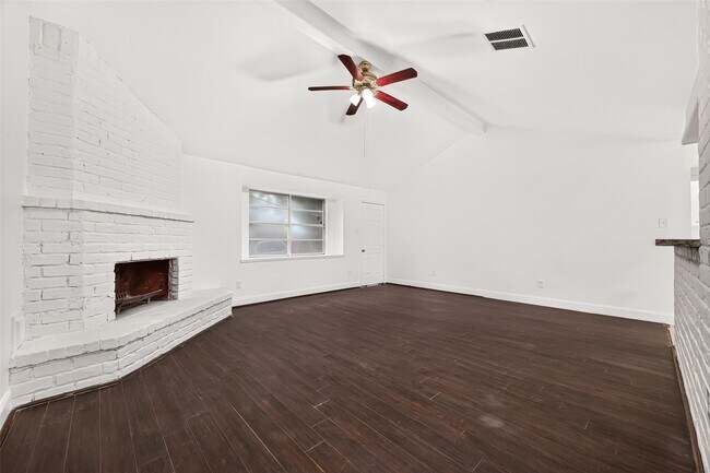 Building Photo - 7214 Addicks Clodine Rd