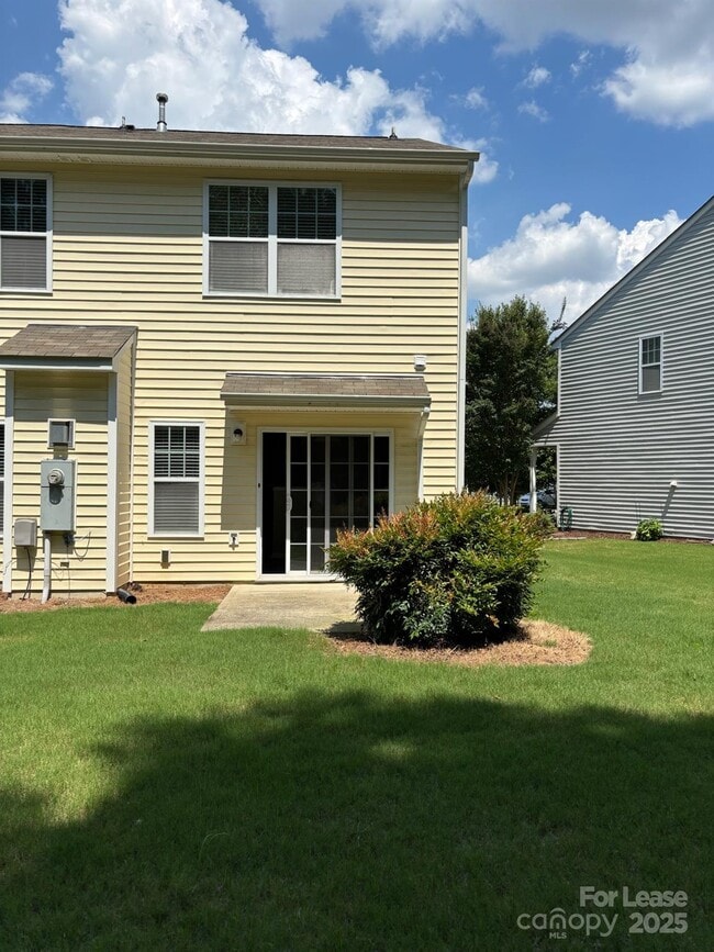 Building Photo - 14011 Singleleaf Lane