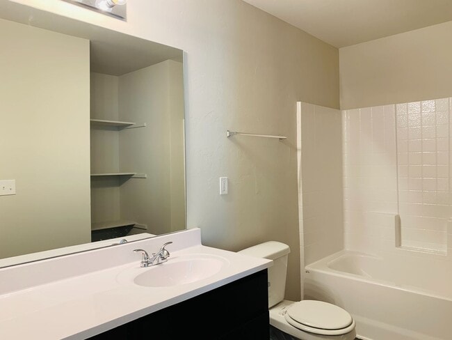 Building Photo - Newer Construction Home for Rent!