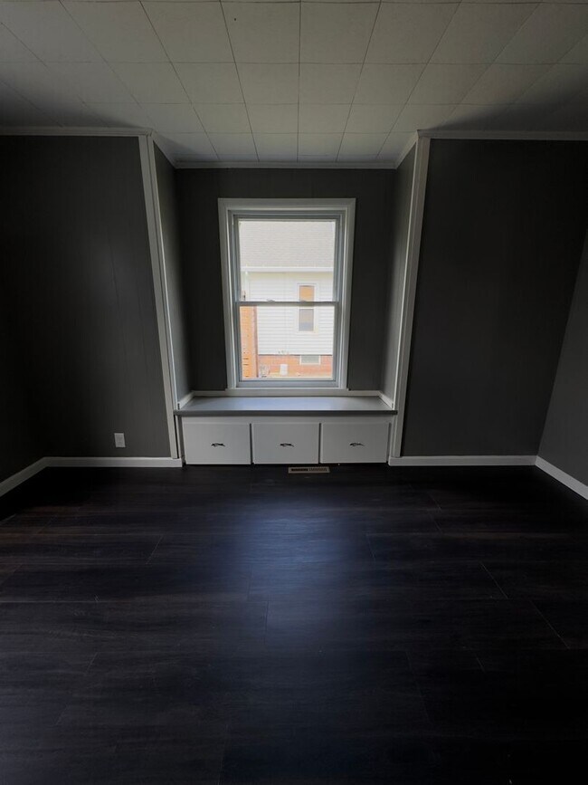 Building Photo - Rent to Own in Crestline Available Now