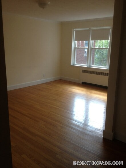 Building Photo - 75 Kilsyth Rd