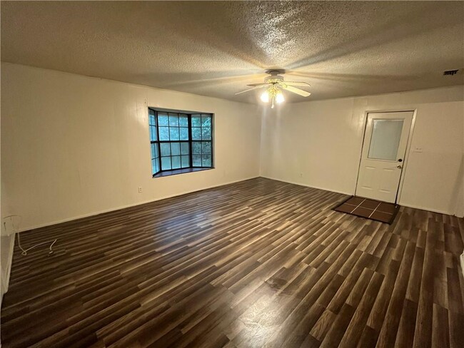 Building Photo - 2510 Morningside Dr