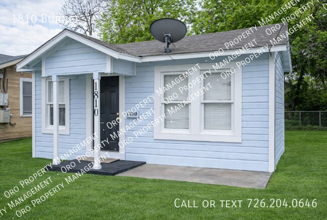 Building Photo - 1810 Burnet-