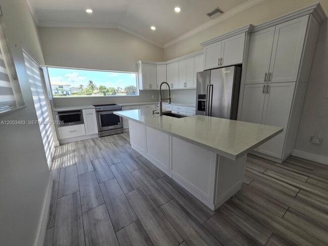 Building Photo - 15037 Brighton Ln