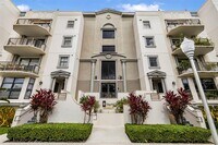 Building Photo - 1650 Galiano St