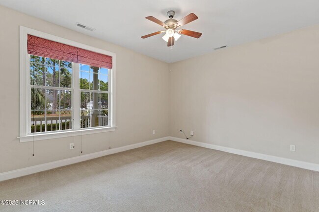 Building Photo - 3929 Harmony Cir