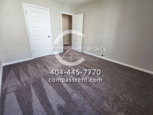 Building Photo - 103 Squarewood Ln NW