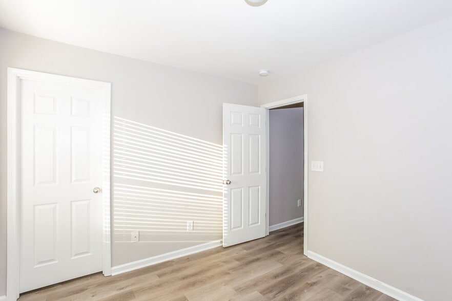 Building Photo - 9202 Cotton Gum Rd