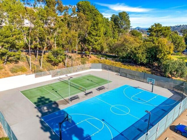 Building Photo - Beautiful 2 Bed/2 Bath Condo for Rent in Mission Verde!