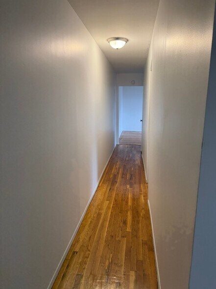 Building Photo - 312 Woodworth Ave