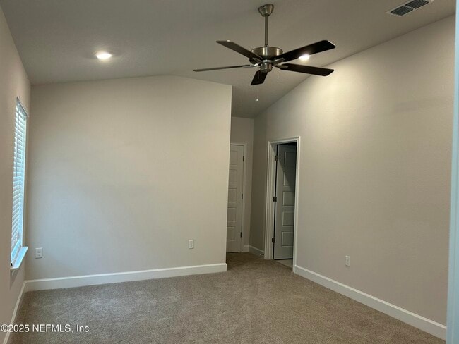 Building Photo - 3152 Laurel Springs Dr