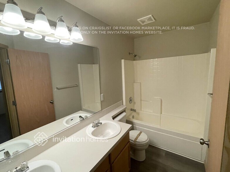 Building Photo - 16026 89th Ave E