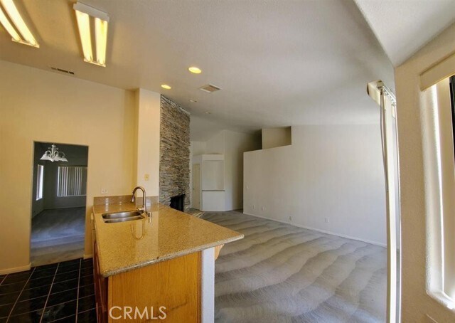 Building Photo - 27805 Hummingbird Ln