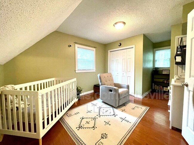 Building Photo - 147 Birch Ln