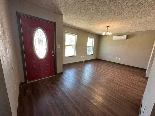 Building Photo - Peaceful country living with great access ...