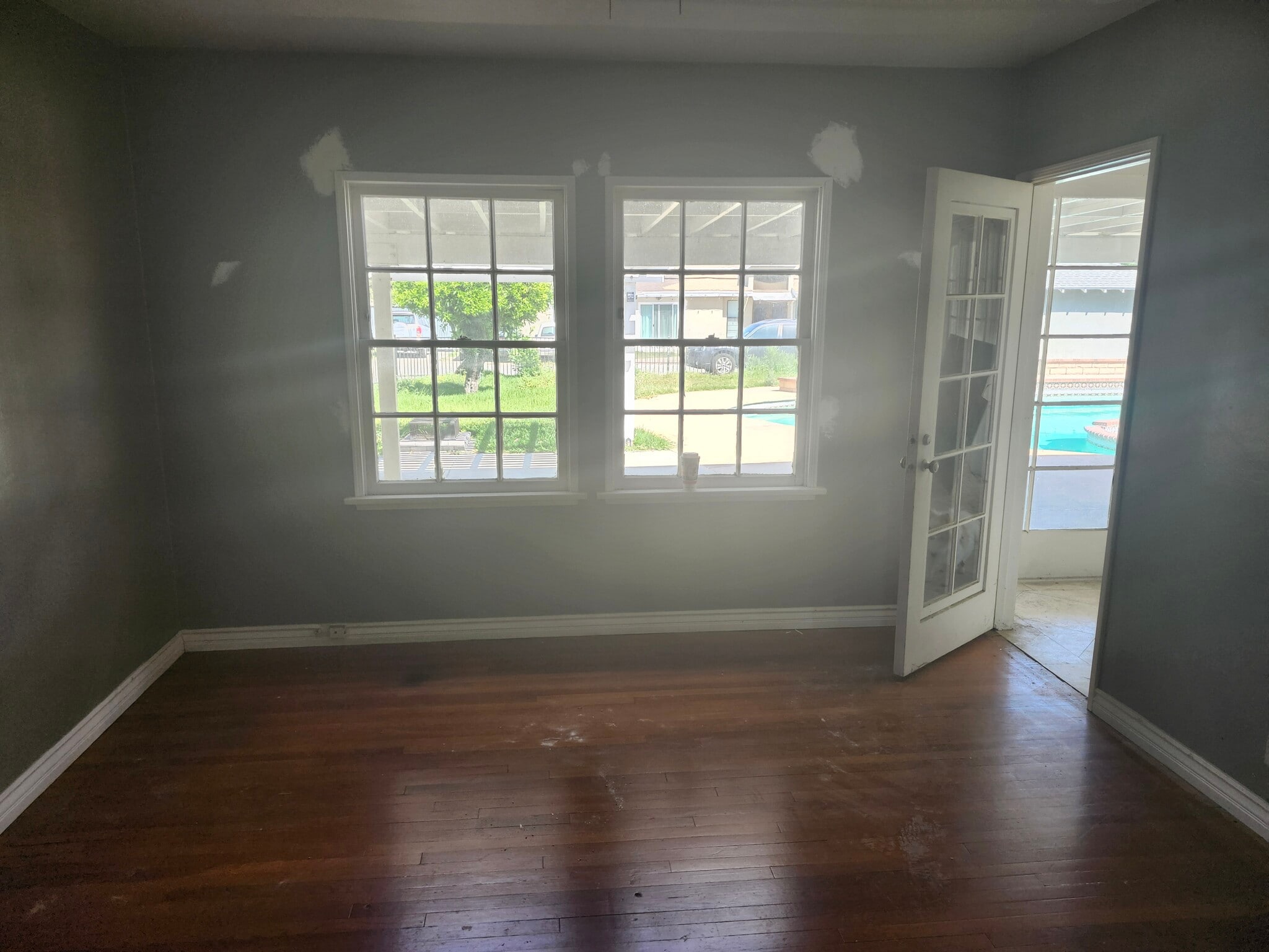 Building Photo - 2018 S 2nd Ave