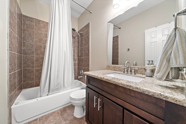 Building Photo - 25715 Abbotglen Ln