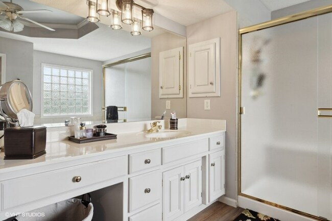 Building Photo - 9669 Cailler Dr