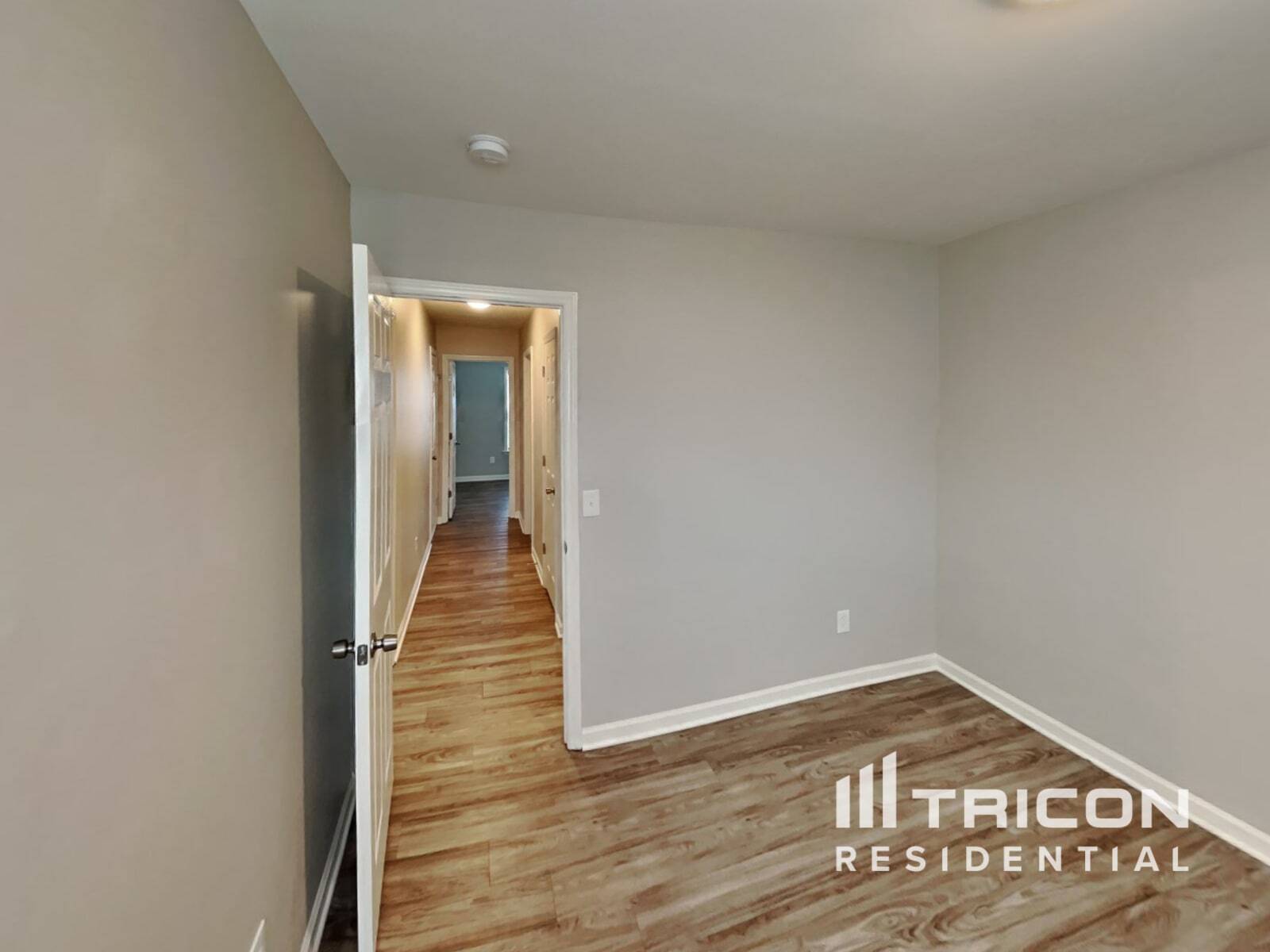 Building Photo - 1447 Bromwich Dr
