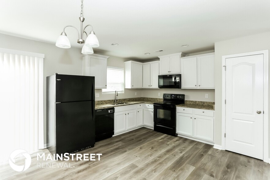 Building Photo - 16104 Preston Knoll Ln