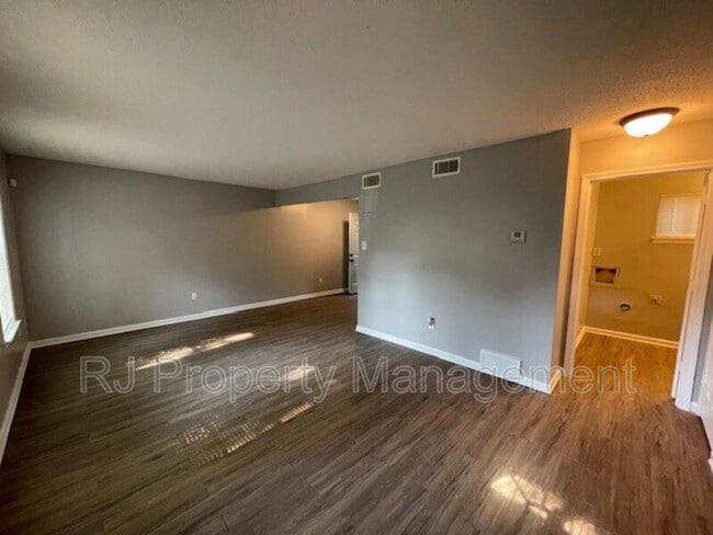 Building Photo - 3067 St Croix Pl
