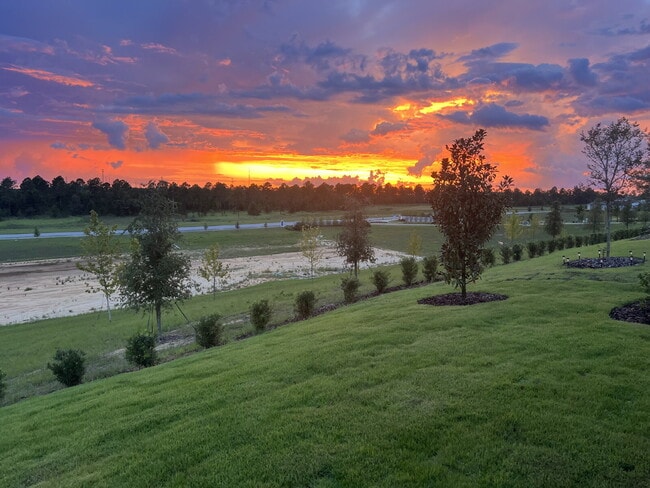 Building Photo - 2135 Huntsman Rdg Rd