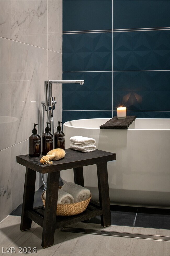 Building Photo - 11055 S Las Vegas Blvd