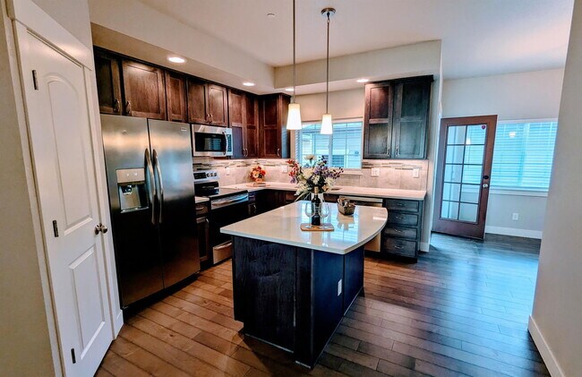 Building Photo - 4903 Northern Lights Dr