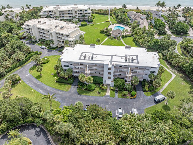 Building Photo - 5536 Jimmy Buffett Mem Hwy