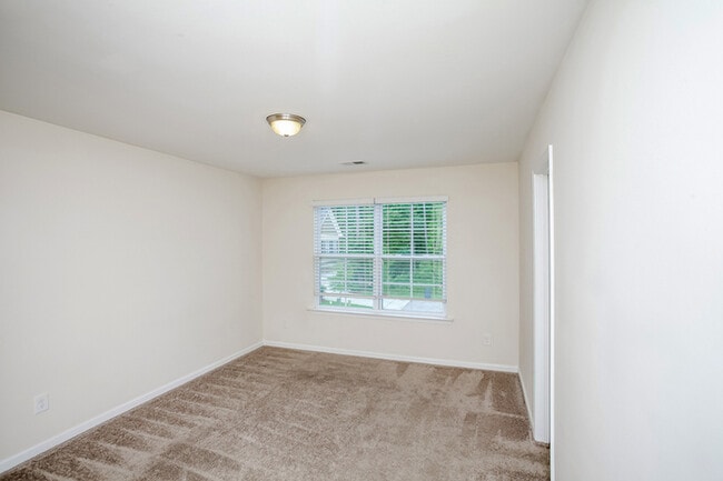Building Photo - 1 Month Free! Tour Today! Spacious Home Ne...