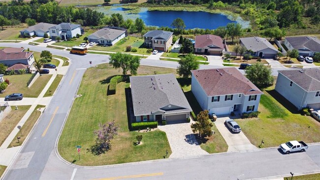 Building Photo - 11235 Wishing Well Ln