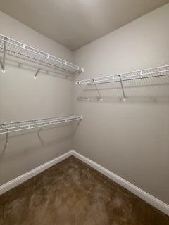 Building Photo - 764 Majestic Dr