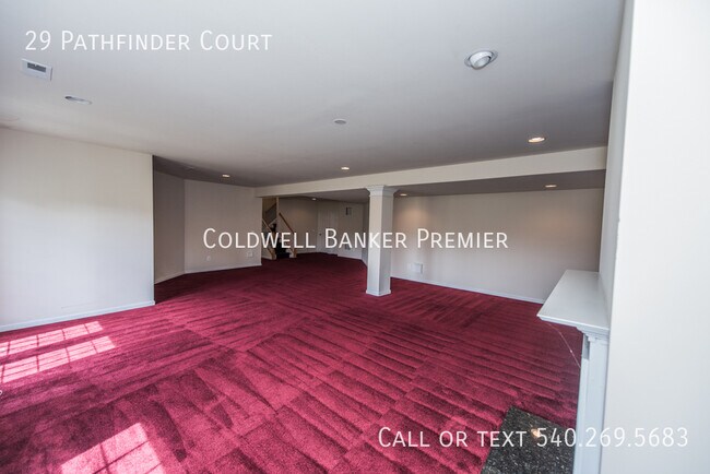 Building Photo - 29 Pathfinder Ct