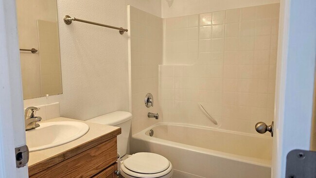 Building Photo - 14th Mtn. Home Duplex