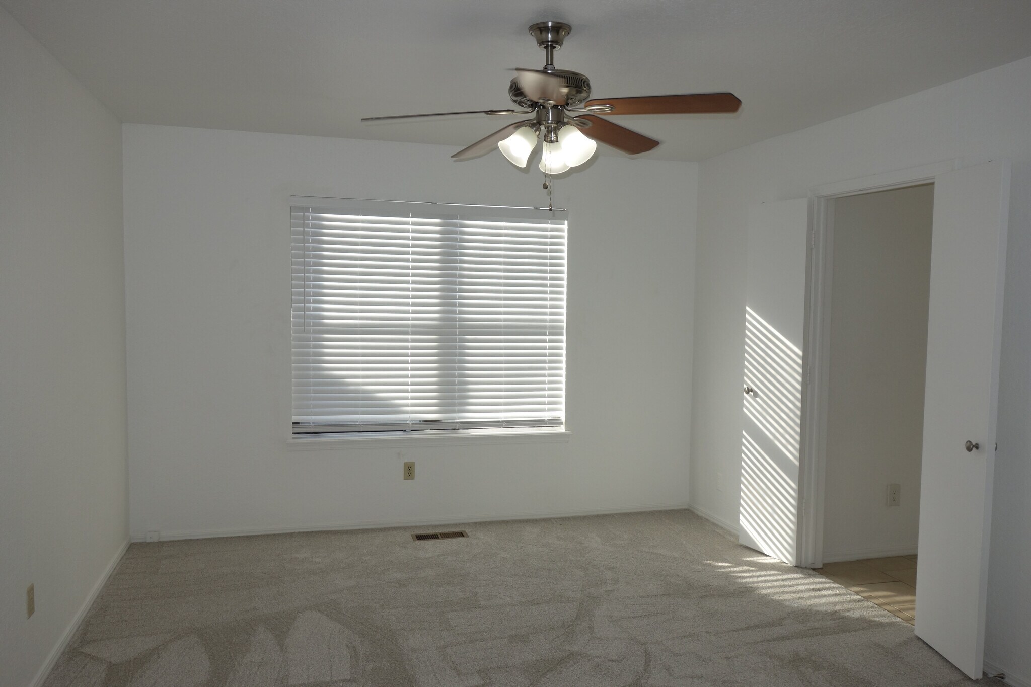 Primary Bedroom Window - 6604 S Utica Pl