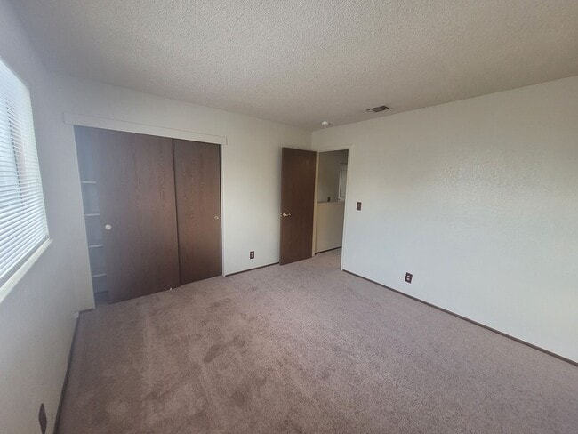 Building Photo - 1189 Greenhill Drive, Roseville