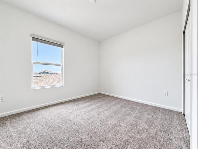 Building Photo - 5605 Ronin Dr
