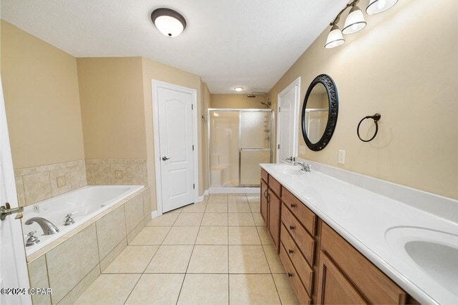 Building Photo - 3758 Bay Tree Rd