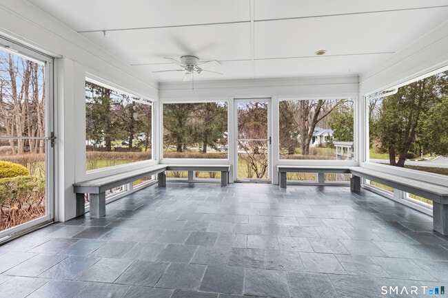 Building Photo - 2 Rockyfield Rd