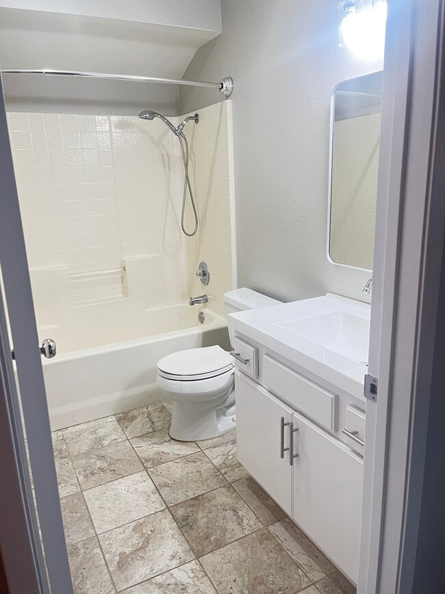 Building Photo - 11661 Belmonte Rd