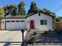 Building Photo - Home for Rent in Fair Oaks, CA
