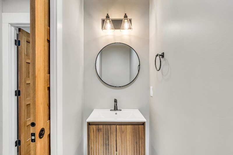 Building Photo - 1323 Seiler Ave