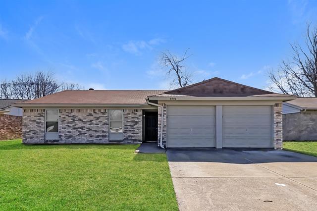 Primary Photo - 3904 Royal Crest Dr
