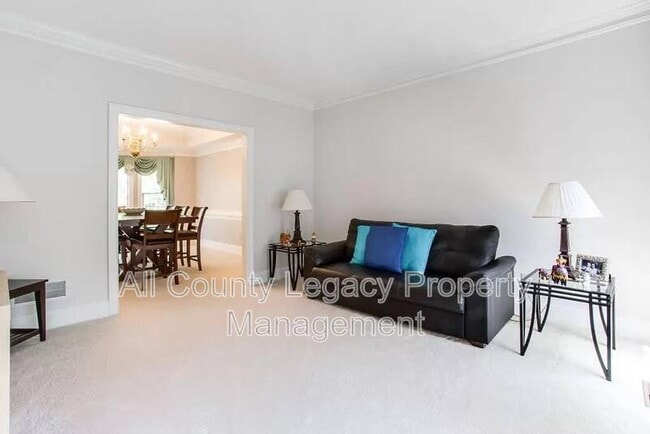 Building Photo - 2541 Berwick Walk