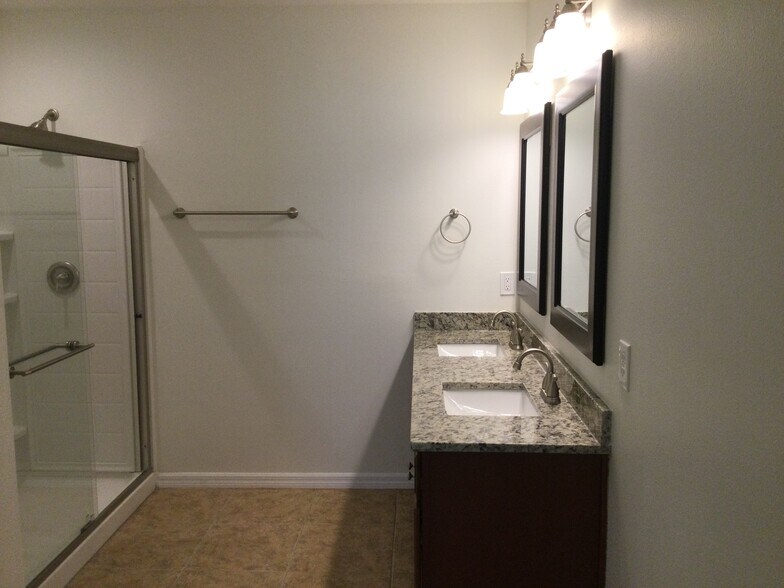 Building Photo - 3429 San Moise Pl