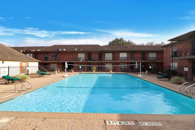 Building Photo - 11550 Chimney Rock Rd