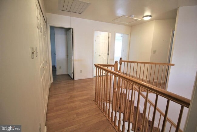 Building Photo - 92 Harvard Cir