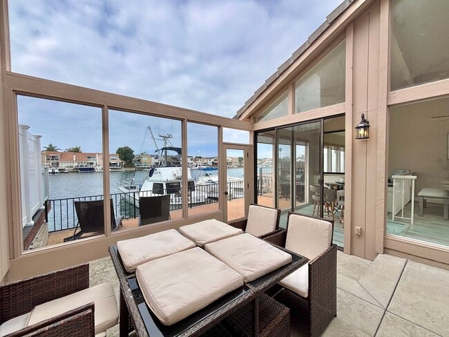 Building Photo - Oxnard | 3 Bed 2.5 Bath | Harborfront Have...